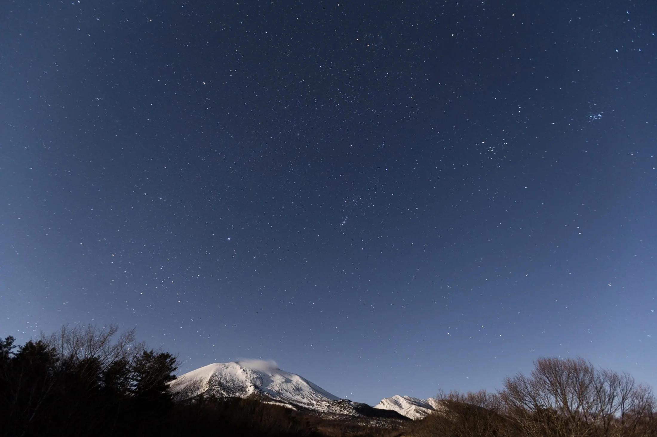Starry night and mountain